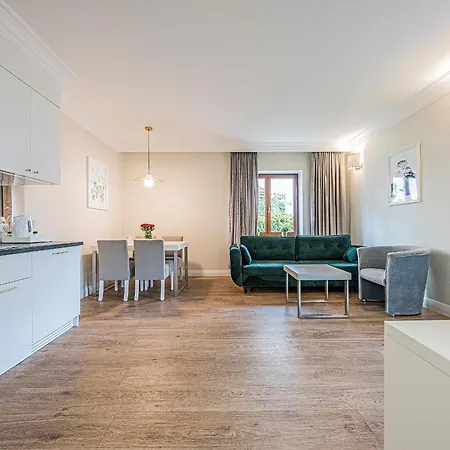 Martini Aparthotel 3*